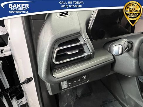 New 2026 Chevrolet Traverse LT w/ LPO, Floor Liner Package image 19