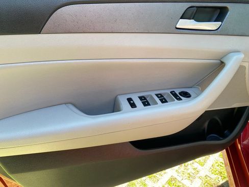 Used 2018 Hyundai Sonata SEL FWD image 31