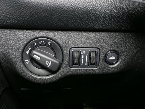 Used 2016 Dodge Challenger R/T Scat Pack image 36