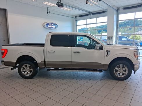 Used 2021 Ford F150 Lariat w/ Equipment Group 502A High AWD/4WD image 17