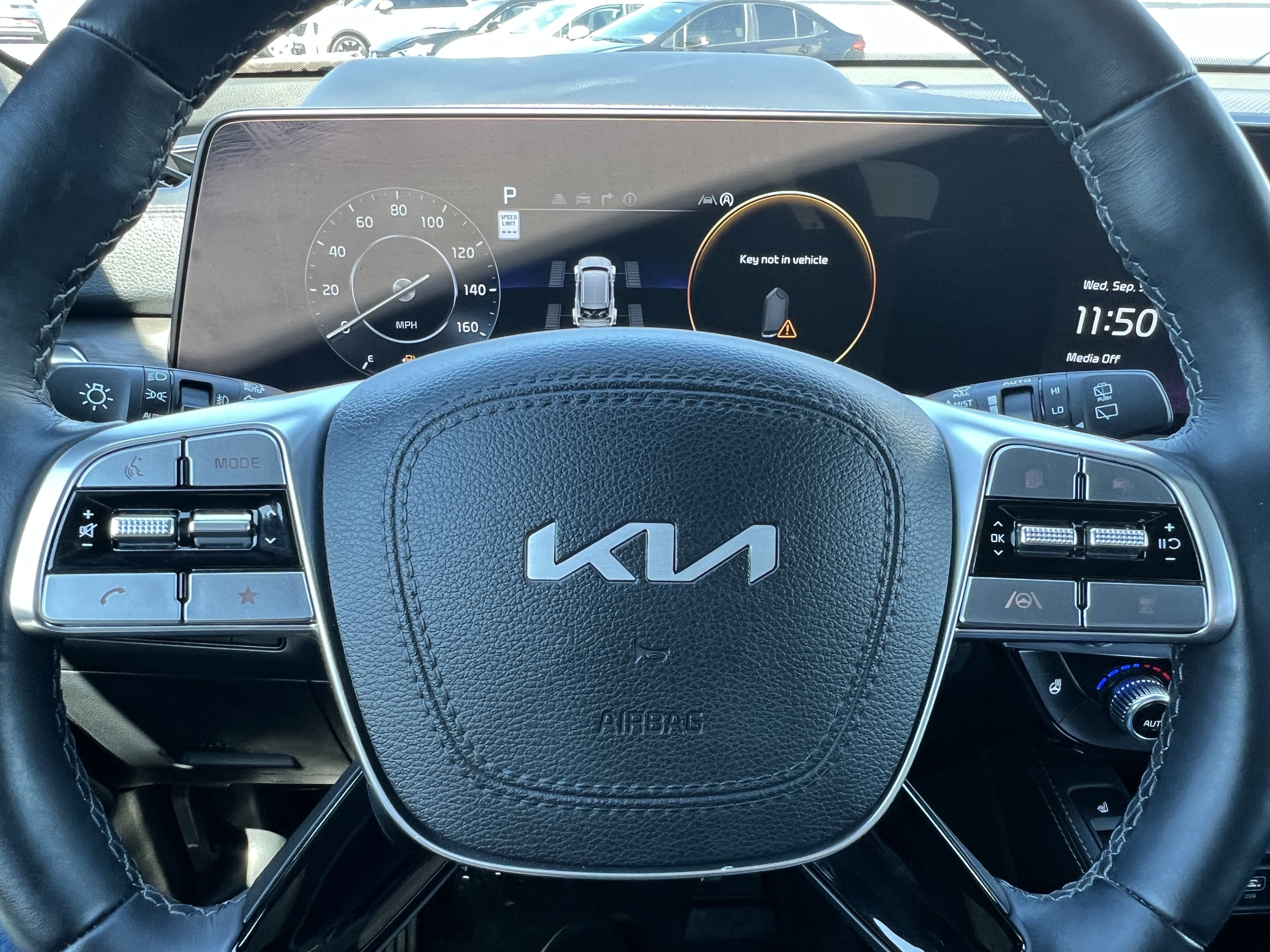 Used 2025 Kia Telluride SX Prestige X-Line AWD/4WD image 24