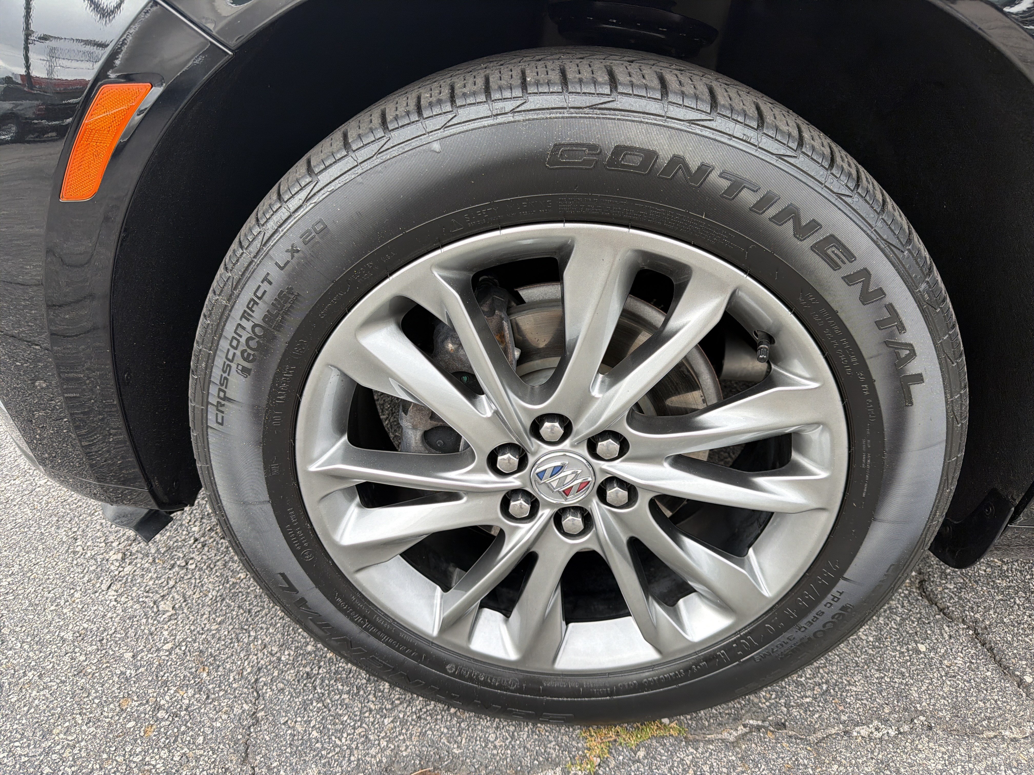 Used 2023 Buick Enclave Avenir FWD image 12