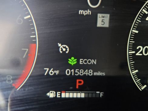 Certified 2025 Honda HR-V Sport image 23