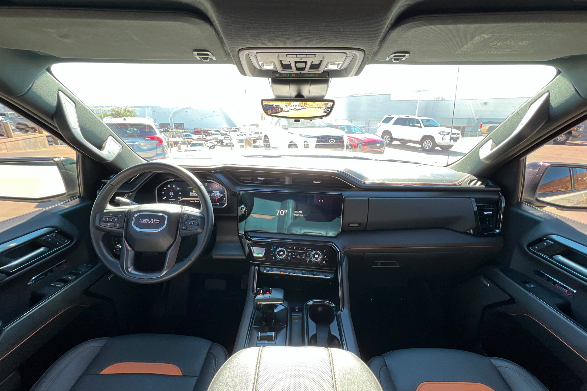 Used 2023 GMC Sierra 1500 AT4 w/ AT4 Premium Package AWD/4WD image 10