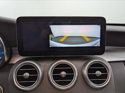Used 2021 Mercedes-Benz C 300 Sedan image 28