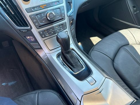 Used 2011 Cadillac CTS Sedan RWD image 17