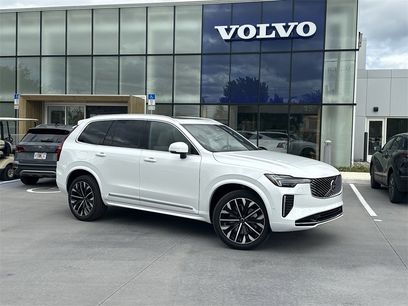New 2026 Volvo XC90 B5 Plus