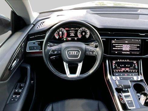 Used 2022 Audi Q8 Premium Plus w/ Premium Plus Package AWD/4WD image 7
