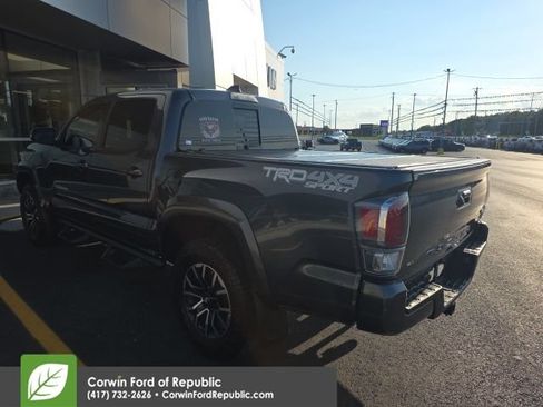Used 2023 Toyota Tacoma TRD Sport w/ Advanced Technology Package AWD/4WD image 5