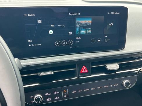 Certified 2025 Kia EV6 Light w/ Light LR Technology Package AWD/4WD image 19