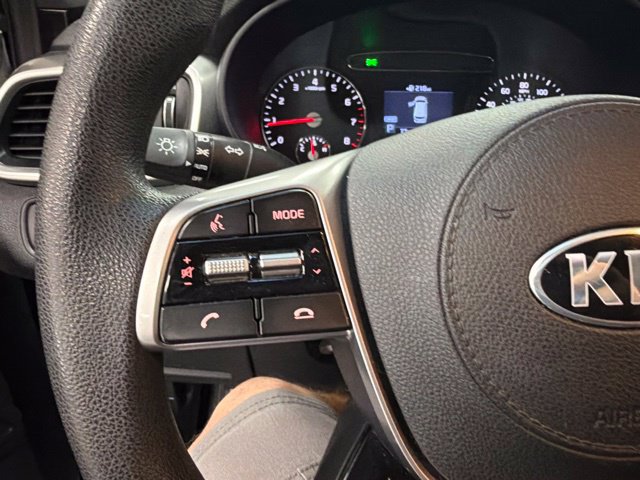 Used 2020 Kia Sorento LX AWD/4WD image 23