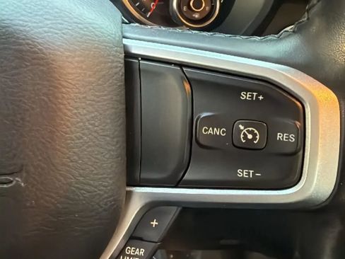 Used 2019 RAM 1500 Big Horn image 16