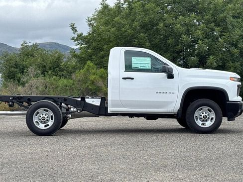 New 2025 Chevrolet Silverado 2500 W/T w/ WT Convenience Package image 3