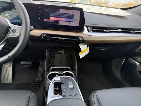New 2026 BMW X1 xDrive28i w/ Technology Package AWD/4WD image 11