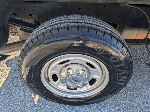 Used 2016 Ford F250 XL w/ XL Value Package image 6