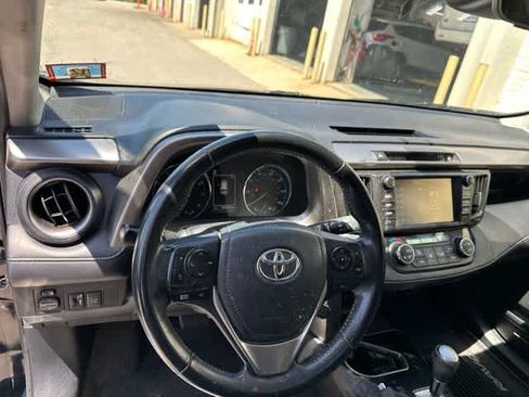 Used 2018 Toyota RAV4 Limited w/ All Weather Liner Package AWD/4WD image 8