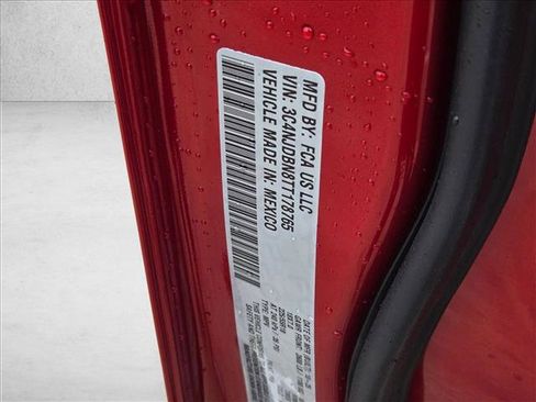 New 2026 Jeep Compass Latitude image 17