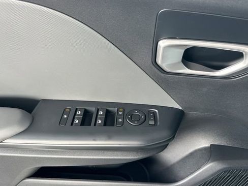 New 2026 Kia K4 FWD image 12
