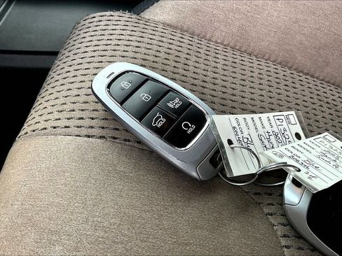 Used 2023 Hyundai Santa Fe SEL FWD image 37