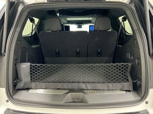 New 2025 Chevrolet Suburban Premier image 26