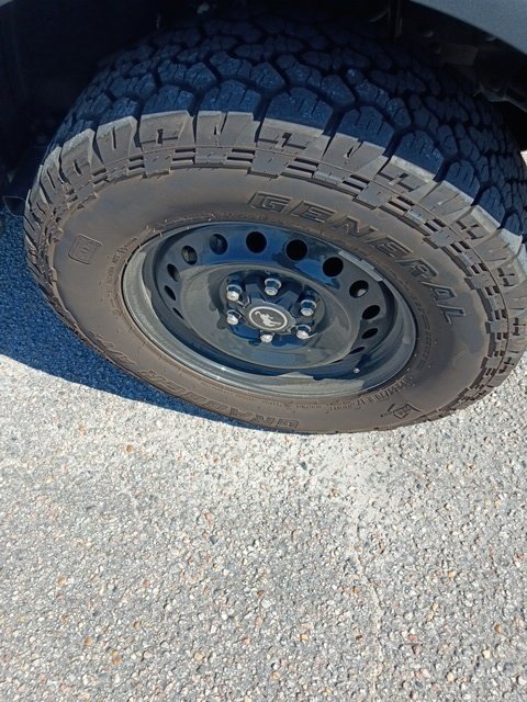 Used 2023 Ford Bronco Black Diamond AWD/4WD image 2