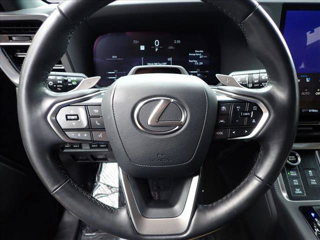 Used 2025 Lexus GX 550 AWD/4WD image 14