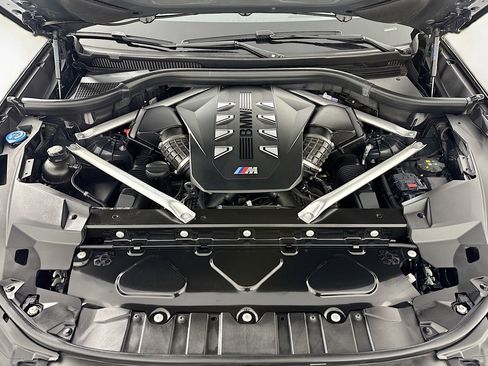 Used 2025 BMW X5 M60i w/ Executive Package image 10