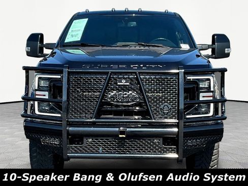 Used 2022 Ford F250 Lariat w/ Black Appearance Pkg AWD/4WD image 2