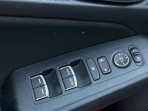 Used 2023 Honda Civic Sport image 12
