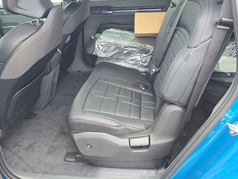 New 2026 Kia EV9 Land AWD/4WD image 17