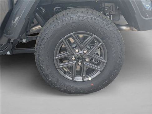 New 2026 Jeep Gladiator Sport image 10