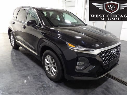 Used 2019 Hyundai Santa Fe SE w/ Cargo Package FWD image 1