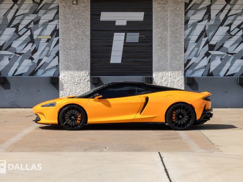Used 2023 McLaren GT image 7