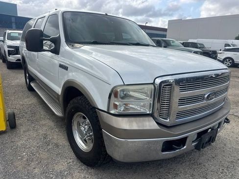 Used 2005 Ford Excursion Eddie Bauer RWD image 3