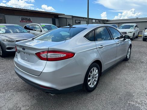 Used 2015 Ford Fusion S FWD image 6