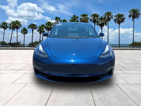 Used 2023 Tesla Model 3 Standard Range RWD image 3