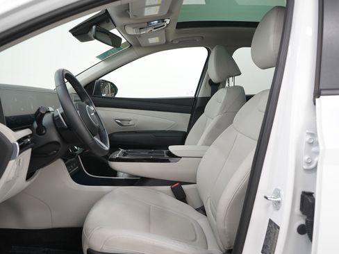 Certified 2025 Hyundai Tucson SEL AWD/4WD image 23