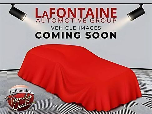 Used 2024 Chevrolet Trax ACTIV w/ Driver Confidence Package FWD image 2