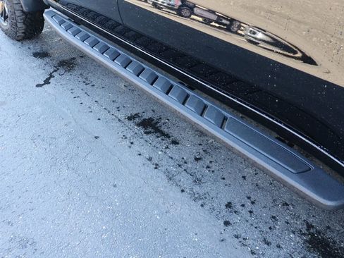 Used 2023 Chevrolet Silverado 1500 LT Trail Boss w/ LT Trail Boss Premium Package image 20