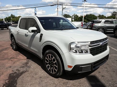 Used 2023 Ford Maverick Lariat w/ Lariat Luxury Package AWD/4WD image 3