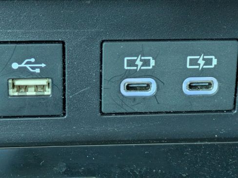 Used 2025 Toyota Camry LE image 24