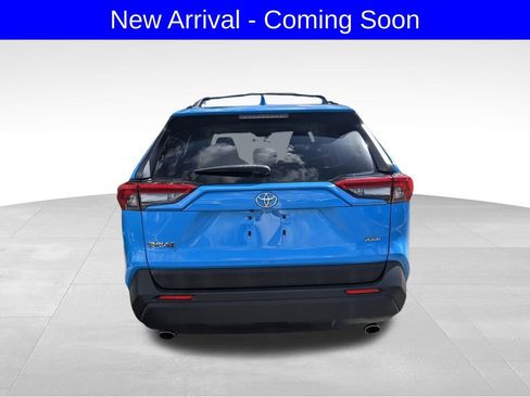 Used 2019 Toyota RAV4 XLE Premium image 4