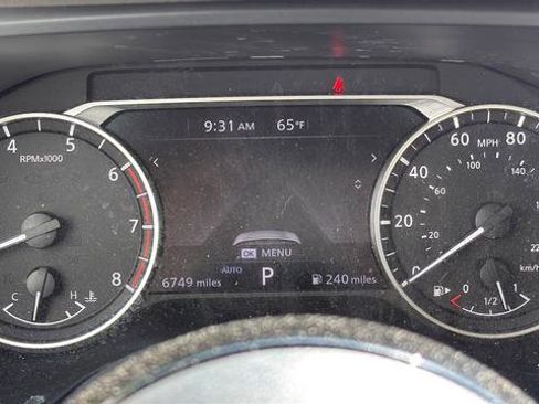 Used 2023 Nissan Rogue SV AWD/4WD image 10
