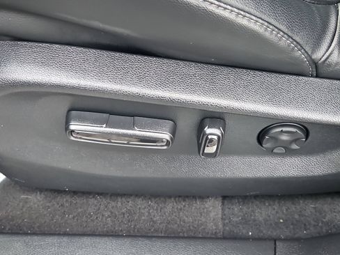 Certified 2022 Honda CR-V Touring image 18