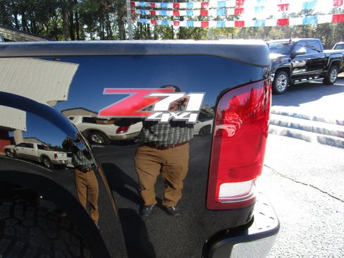 Used 2011 GMC Sierra 1500 SLE w/ Power Tech Package image 21