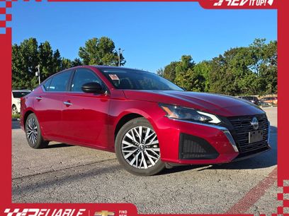Used 2025 Nissan Altima 2.5 SV