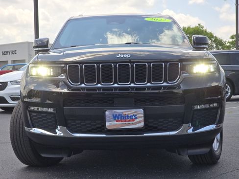 Used 2022 Jeep Grand Cherokee L Limited AWD/4WD image 13