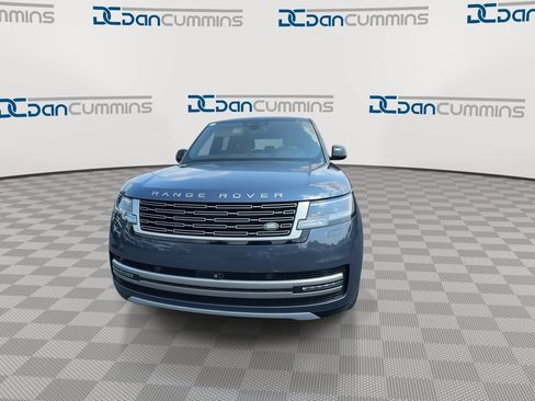 Used 2024 Land Rover Range Rover Long Wheelbase SE AWD/4WD image 3
