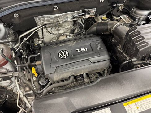 Used 2021 Volkswagen Atlas Cross Sport SEL AWD/4WD image 38