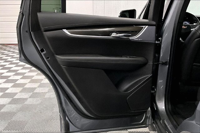 Used 2021 Cadillac XT6 Sport AWD/4WD image 23